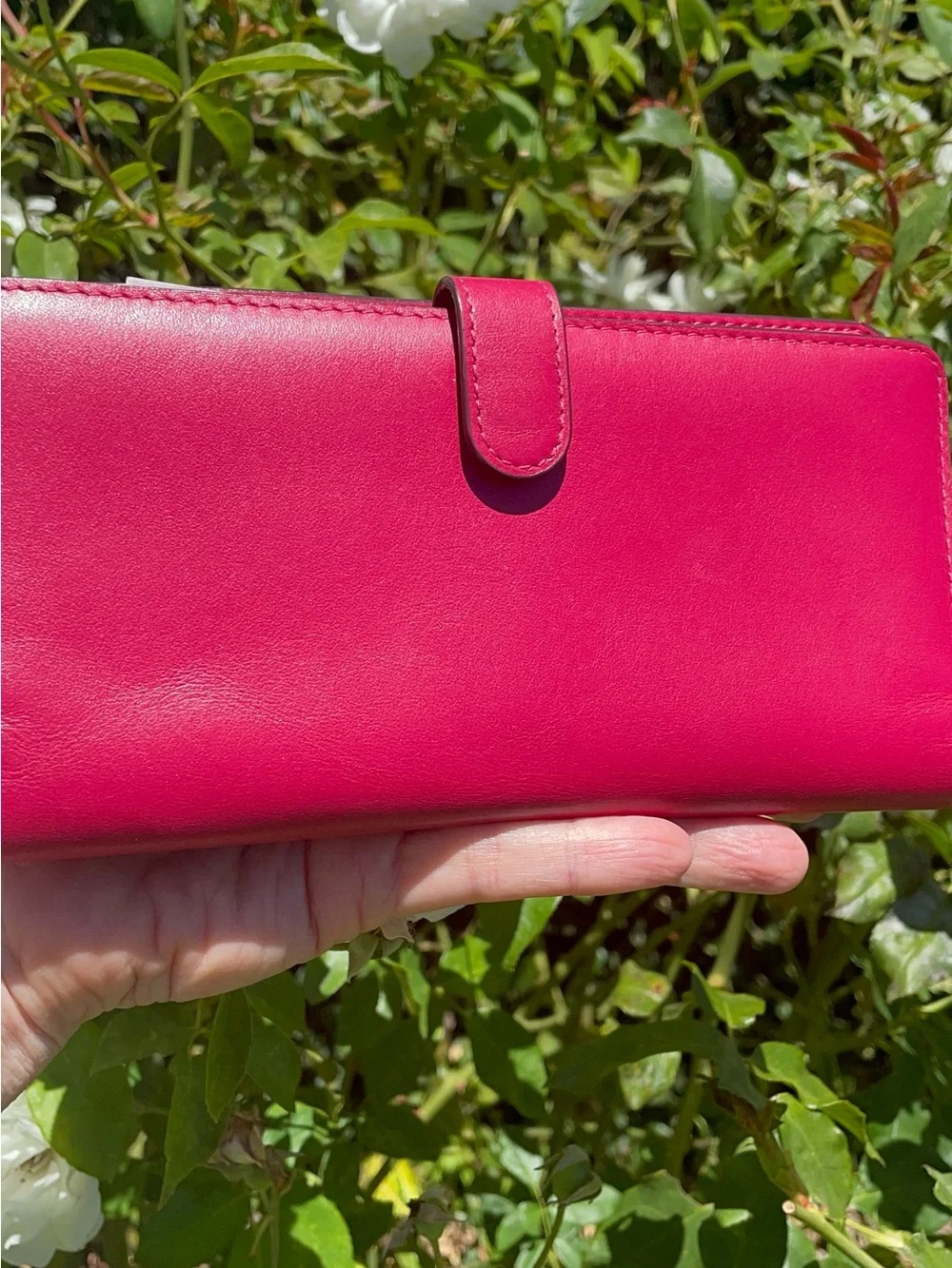 COACH Bright Pink/Fuchsia Leather Large Bifold Wallet With Gold Hardware